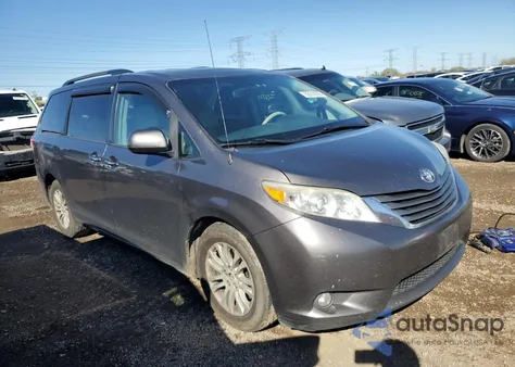 2012 Toyota Sienna Xle from USA, damaged, VIN 5TDYK3DCXCS271913